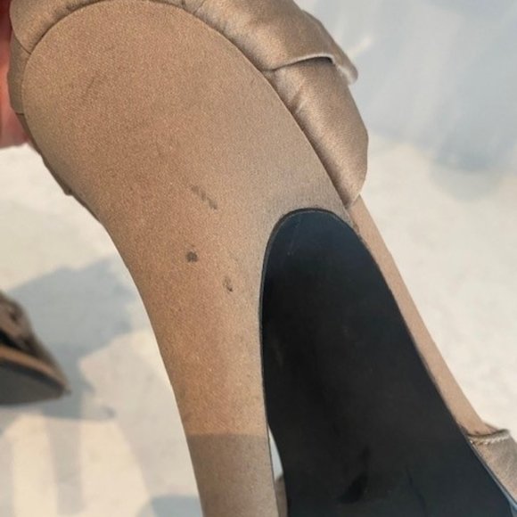 Alfred Sung Satin Heels - Picture 6 of 6